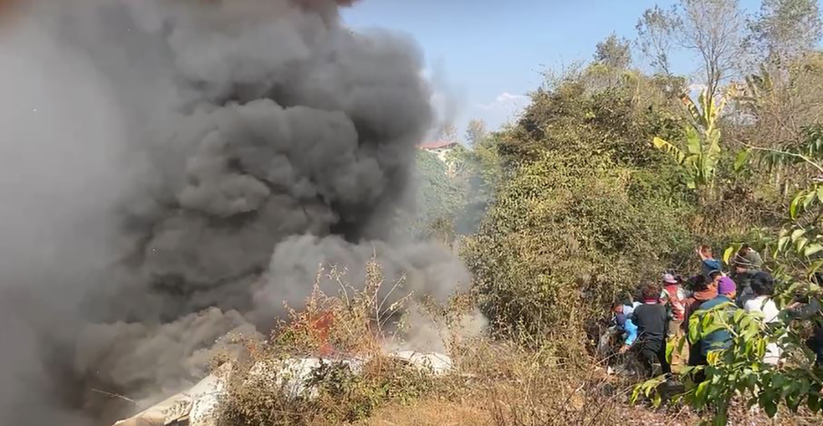 विमान पोखरामा दुर्घटना