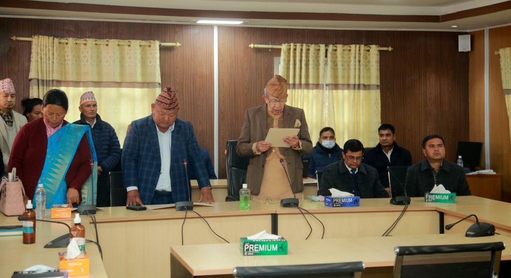 प्रेम आले र माया राईद्वारा सपथ