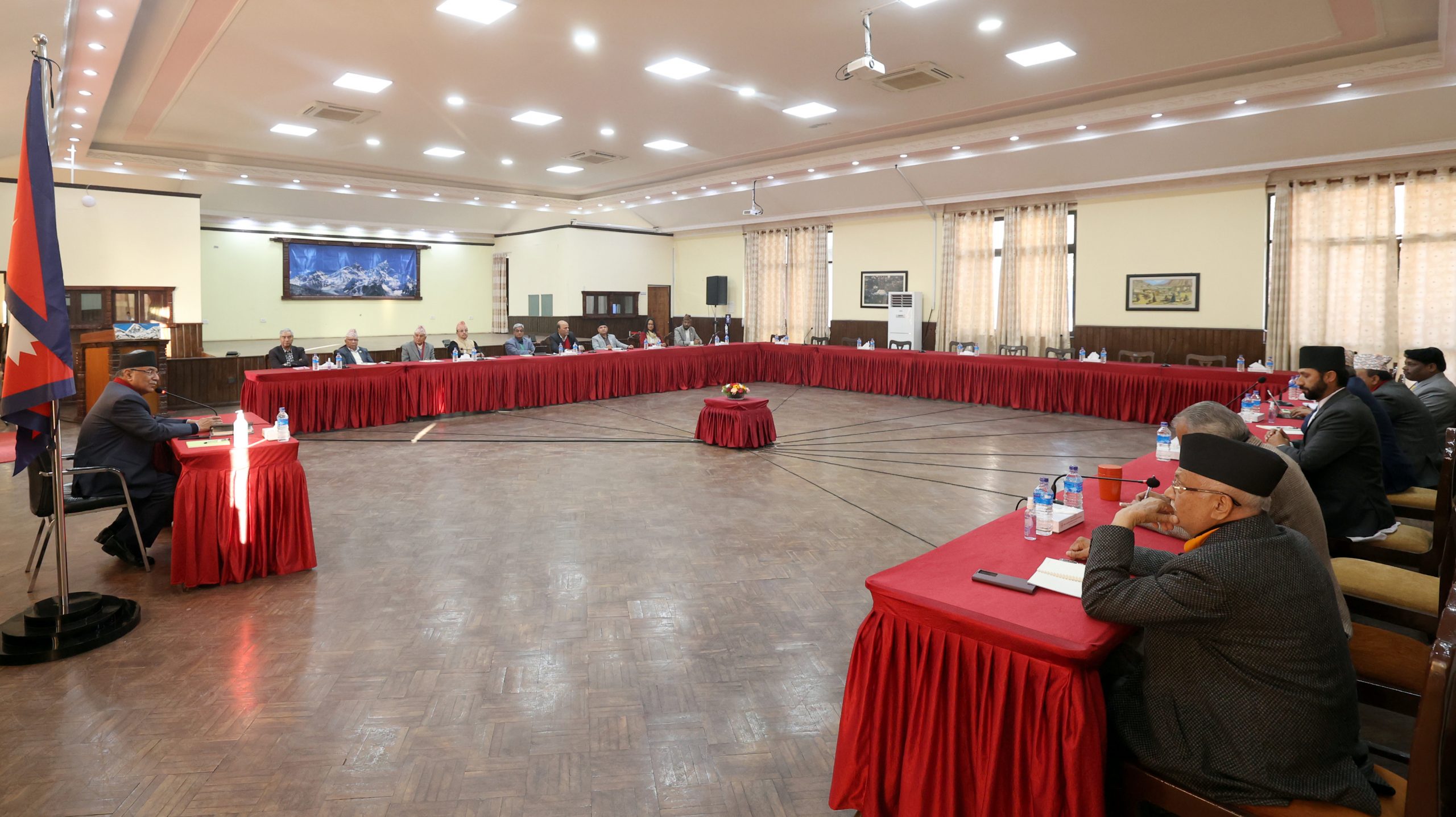 सर्वदलीय बैठक