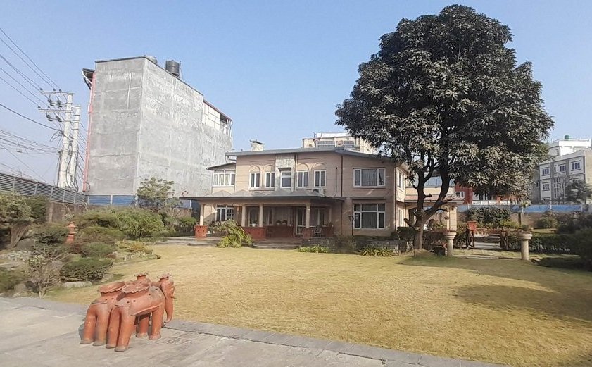 देउवा निवास धुम्बाराही