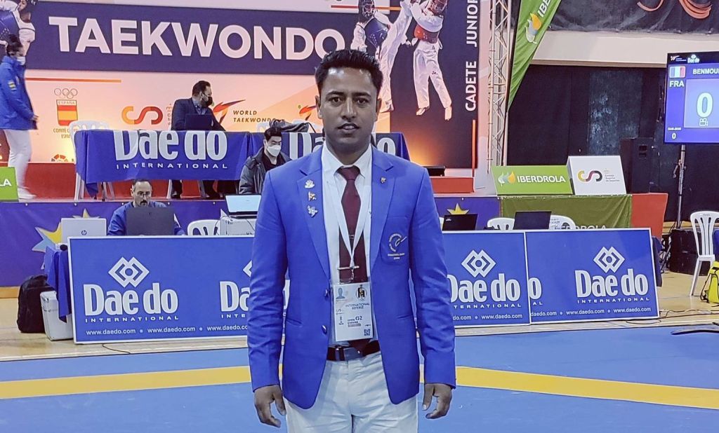 दीपेन्द्र ढकाल