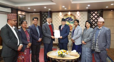 एमालेका मन्त्रीहरूले प्रधानमन्त्रीलाई बुझाए राजीनामा