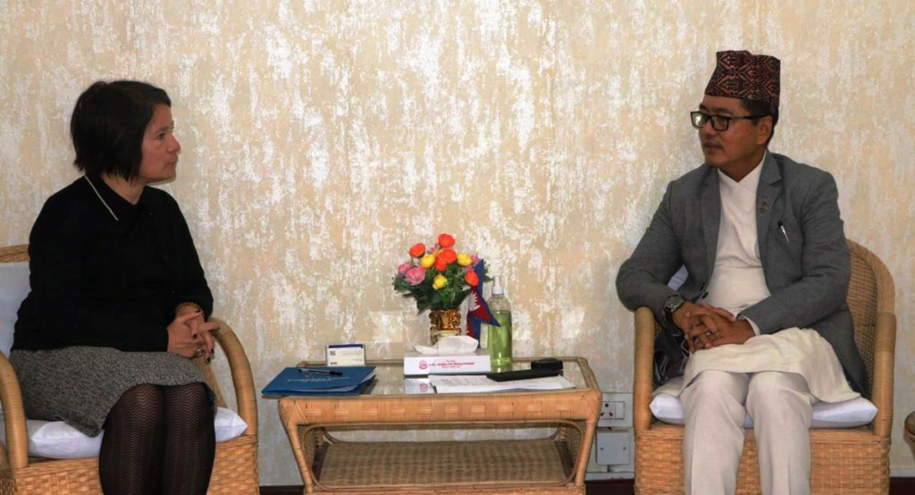 राजेन्द्र लिङ्देन र नोना डिप्रेज