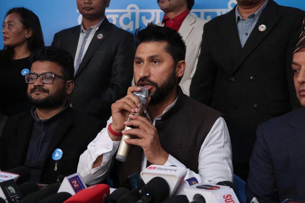 रास्वपा रवि लामिछाने