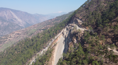 मध्यपहाडी लोकमार्ग