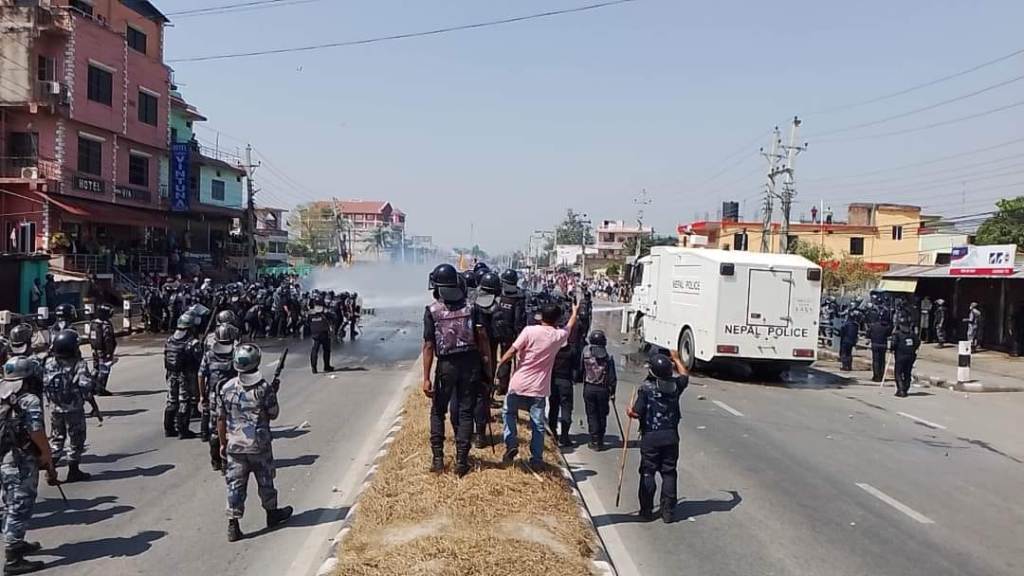 विराटनगरमा झडप