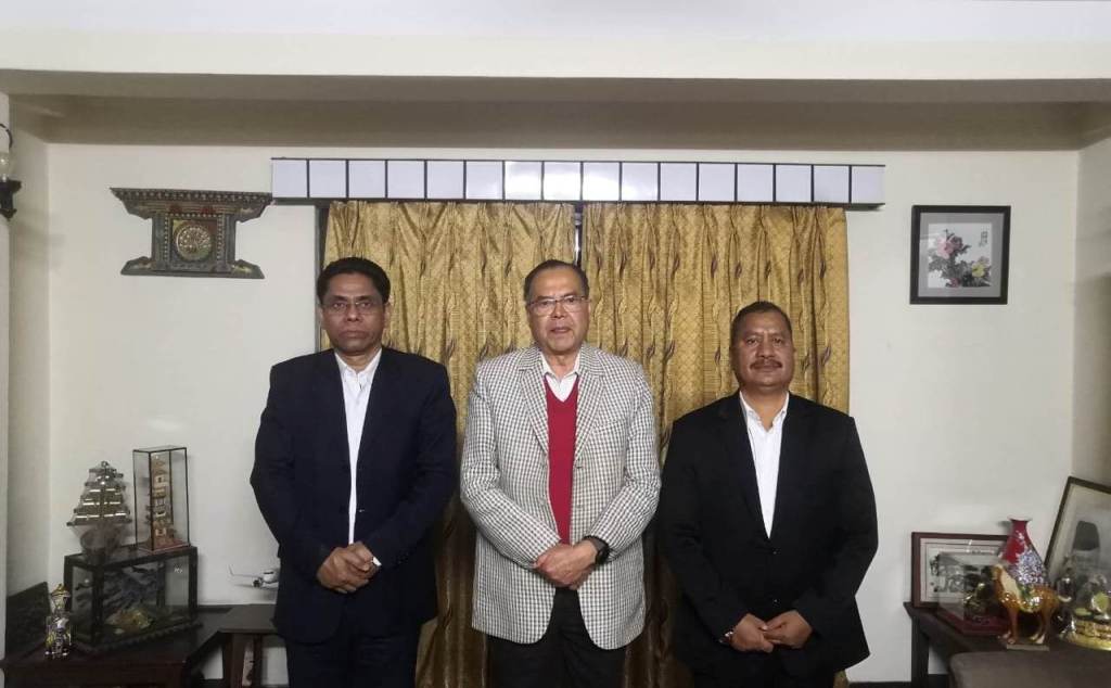 झलनाथ खनाल र विप्लव