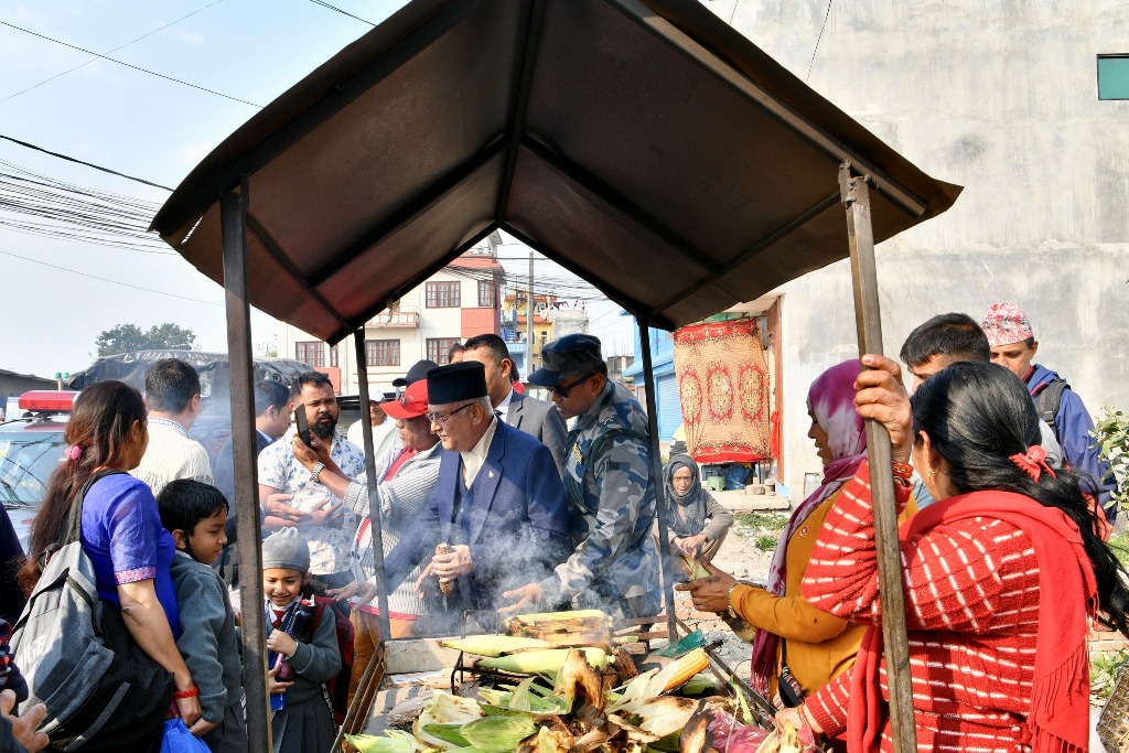 ओलीले स्कूले नानीबाबूहरू देखेपछि