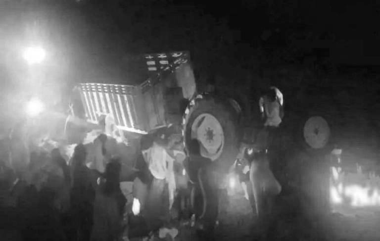कैलालीमा ट्र्याक्टर दुर्घटना