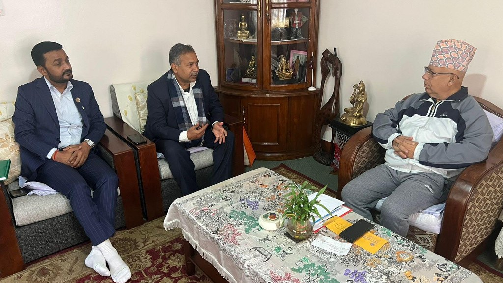 माधव नेपाल र रामसहाय प्रसाद यादव