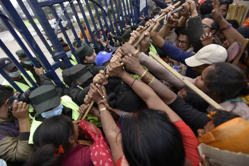 मिटरब्याज पीडित