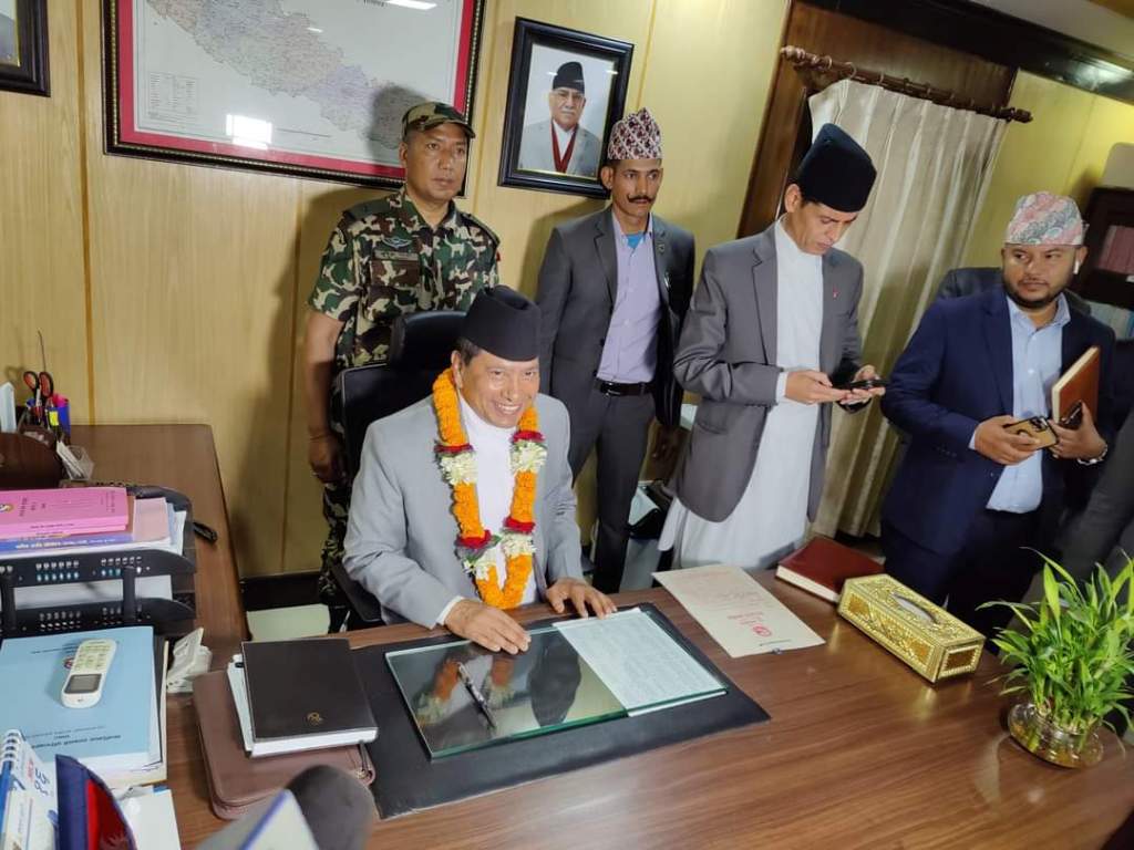 गृहमन्त्री नारायणकाजी श्रेष्ठ