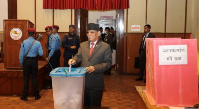 प्रचण्डद्वारा मतदान