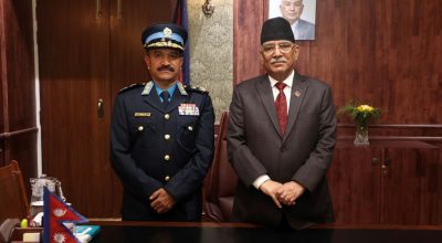 प्रधानमन्त्री प्रचण्ड र वसन्त कुँवर