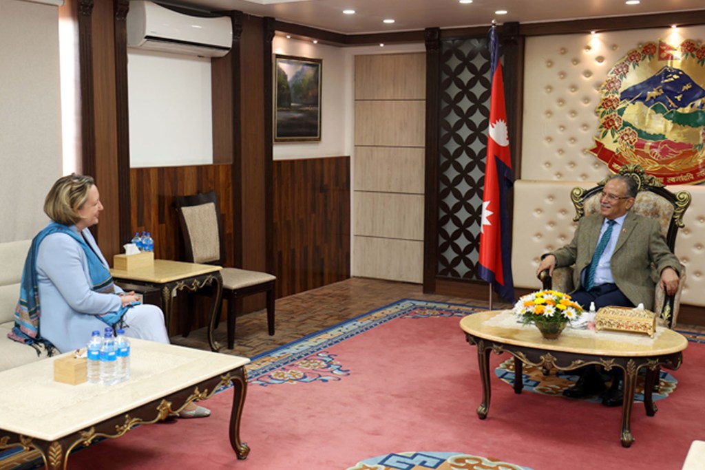 प्रधानमन्त्री प्रचण्ड र एन्ने मरी ट्रेभेलियन