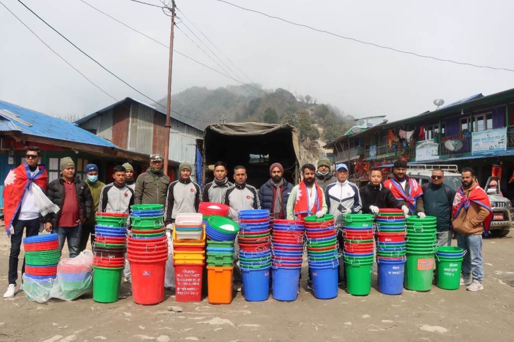पाथीभरा डस्टबिन