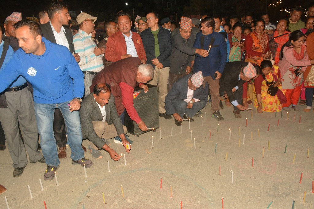 नवनिर्वाचित राष्ट्रपति पौडेलको गृह जिल्लामा दीप प्रज्ज्वलन