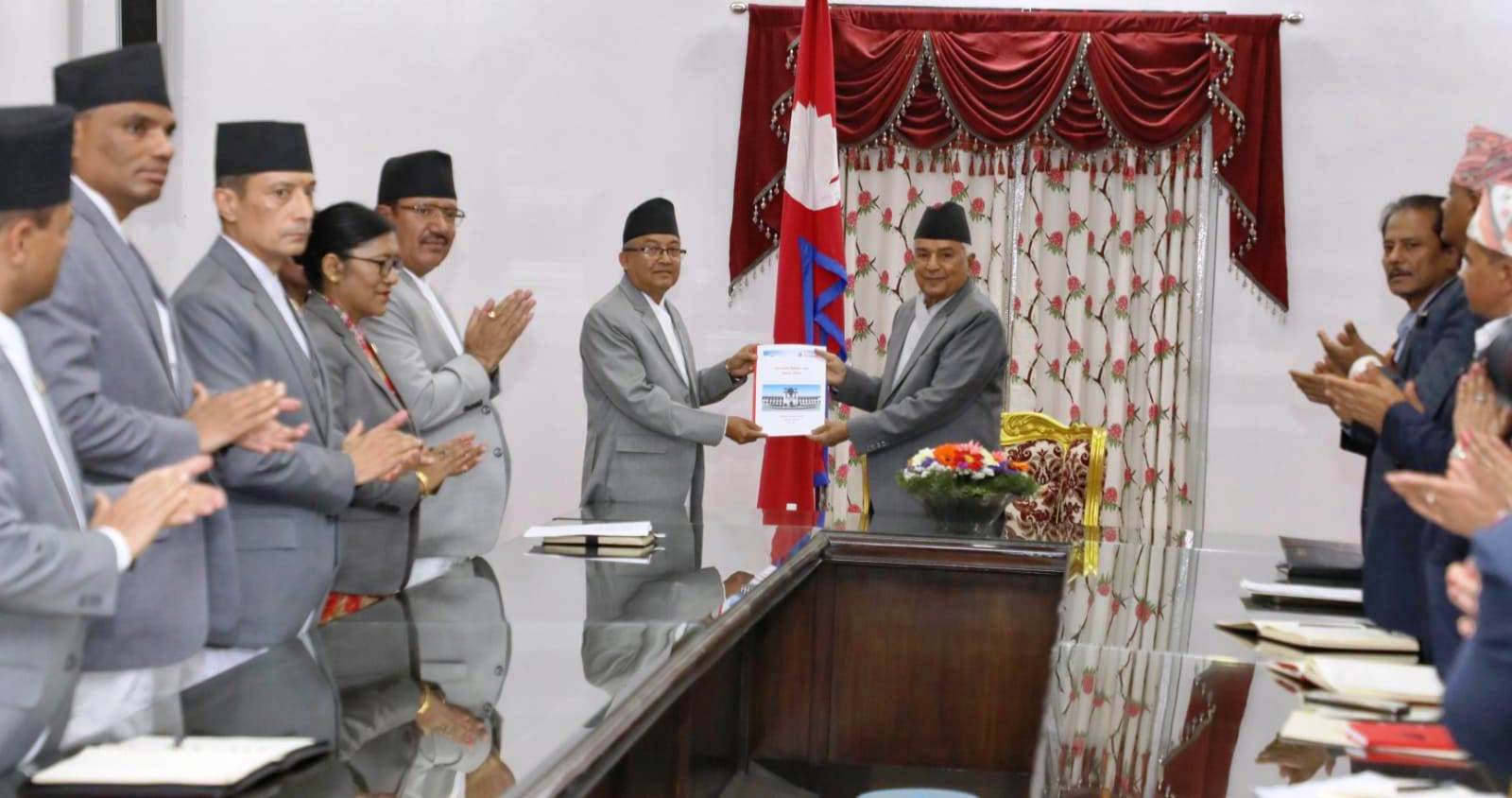 रामचन्द्र पौडेल र दिनेश थपलिया