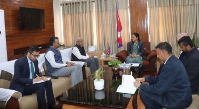 रेखा शर्मा र नवीन श्रीवास्तव