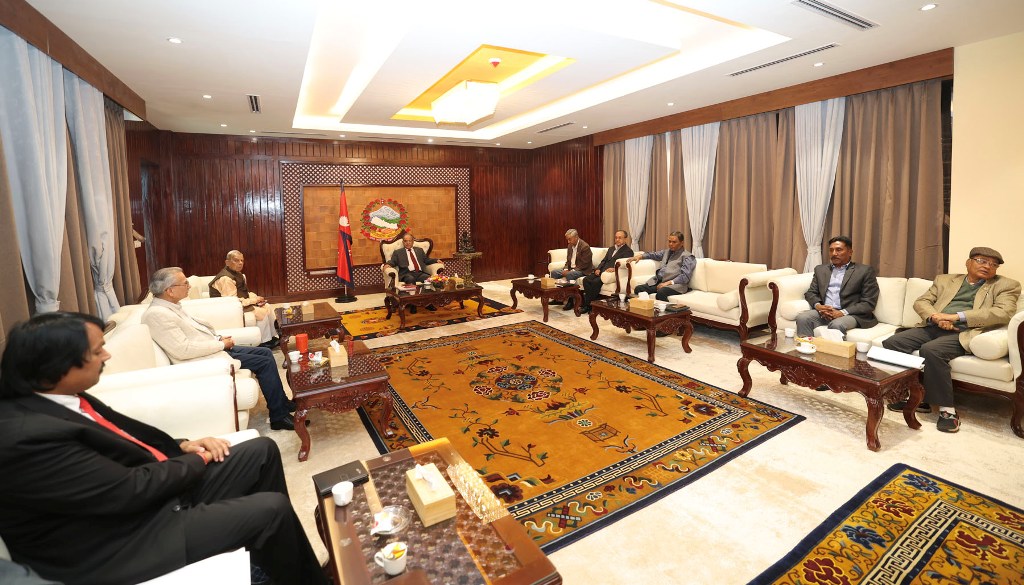 गठबन्धनको बैठक