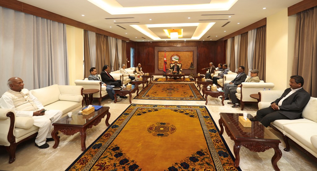 गठबन्धनको बैठक