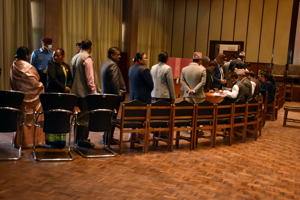 उपराष्ट्रपतिका लागि मतदान