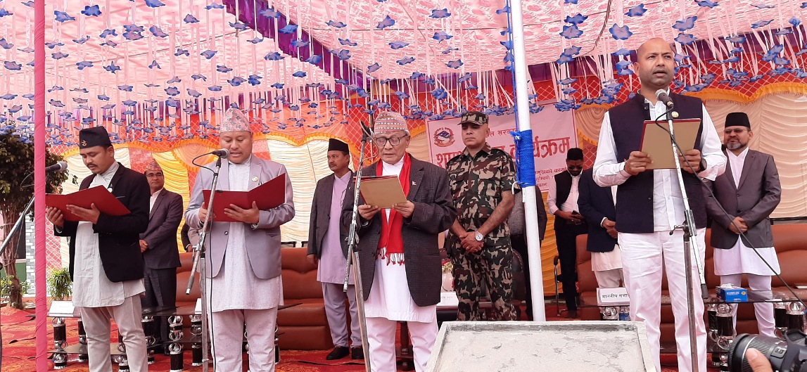 लुम्बिनी प्रदेश सरकारका नवनियुक्त तीन मन्त्रीले लिए शपथ