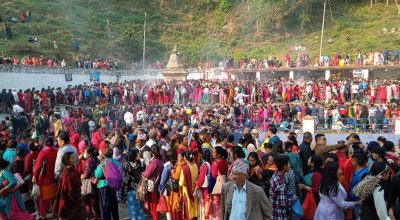 मातातीर्थ कुण्डमा भक्तजनको घुइँचो