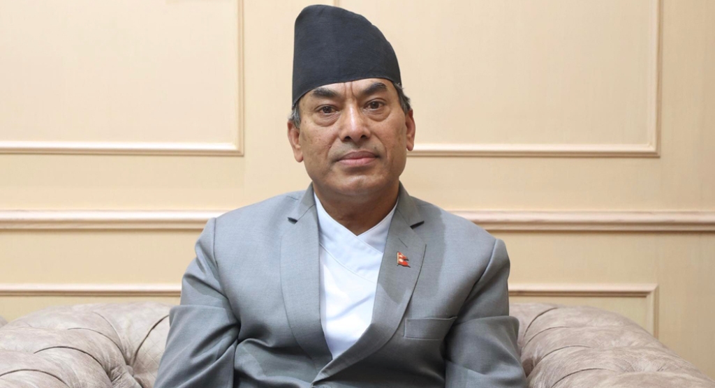 डा. मीनबहादुर श्रेष्ठ