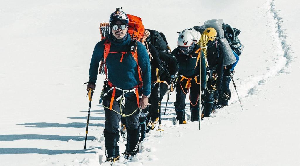 अन्नपूर्ण हिमालको सफल आरोहण