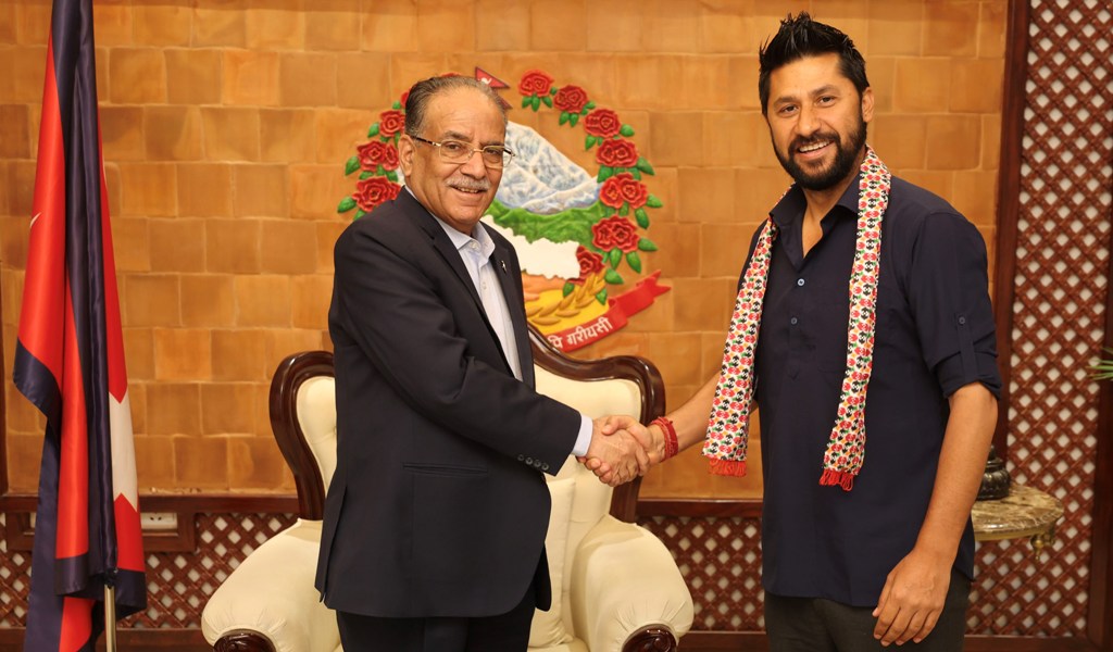 प्रधानमन्त्री प्रचण्ड र रवि लामिछाने