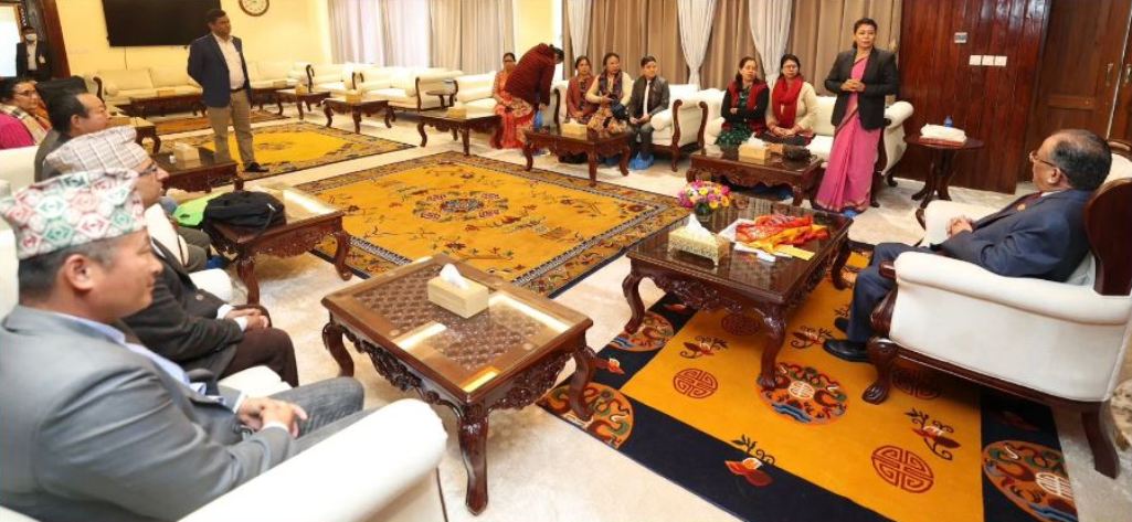 द्वन्द्वपीडित सुरक्षाकर्मी परिवार