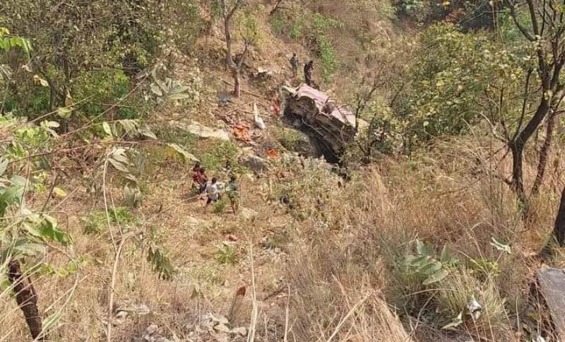 पाल्पाको जोरधारामा बस दुर्घटना