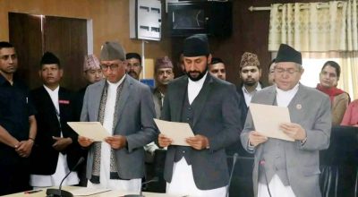 रवि लामिछाने र डा. स्वर्णिम वाग्ले सपथ