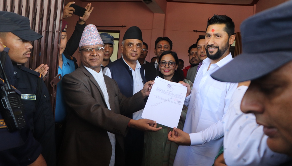 रवि लामिछाने