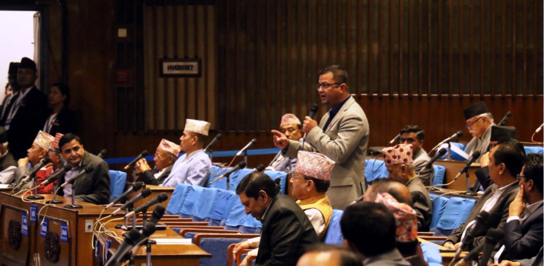 पदम गिरी