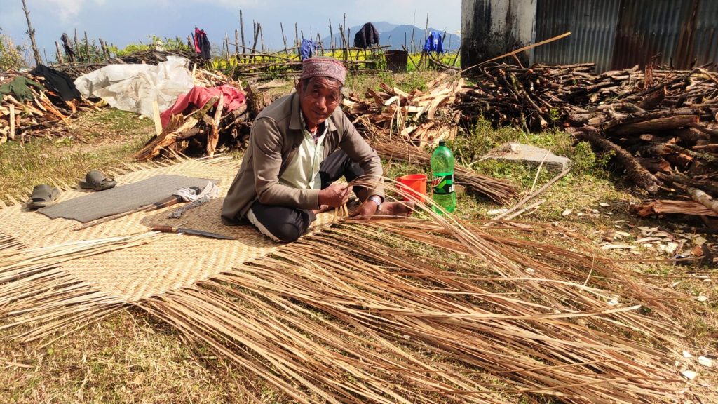 ग्याल्बो शेर्पा मान्द्रा बन्दै