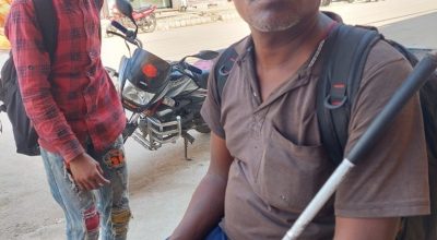 अगरबत्ती बेचेर