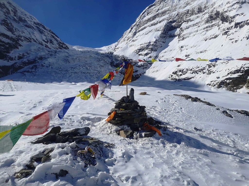 धवलागिरि हिमाल