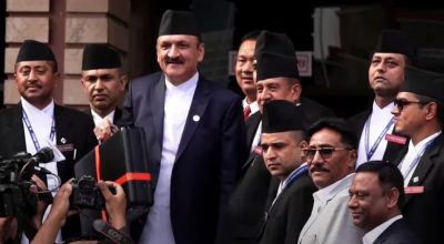 डा. प्रकाशशरण महत संसदमा