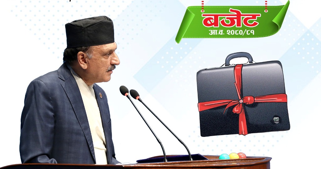 डा. प्रकाशशरण महत संसदमा