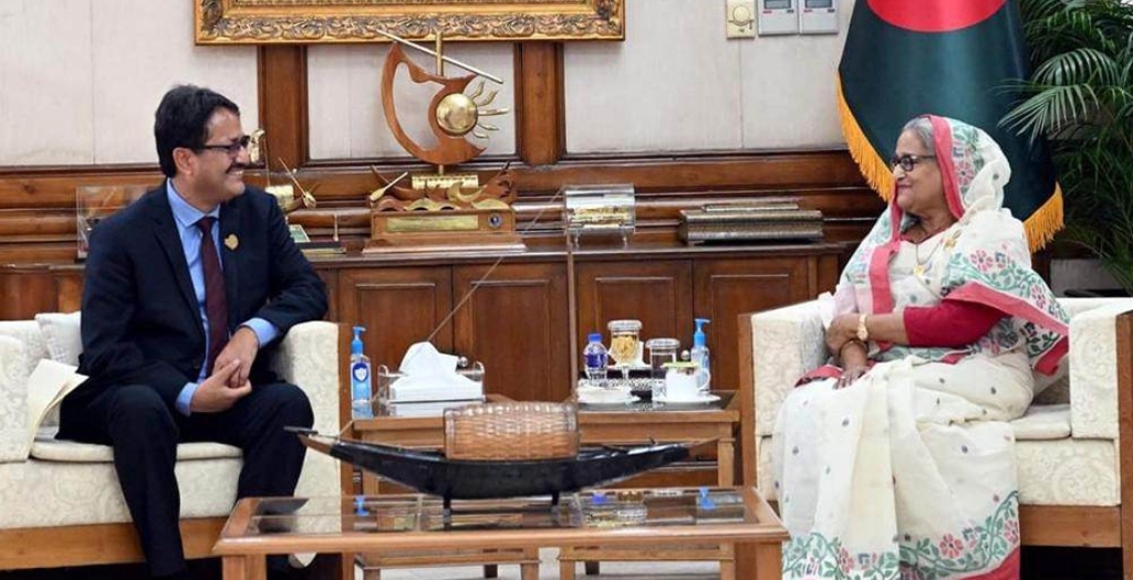 एनपी साउद र शेख हसिना