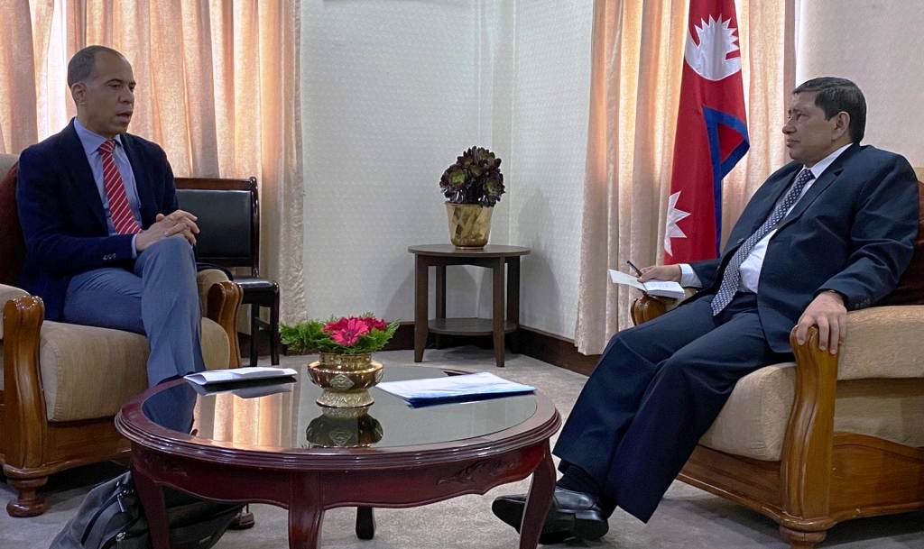 नारायणकाजी श्रेष्ठ र जोनाथन ब्रुक्स