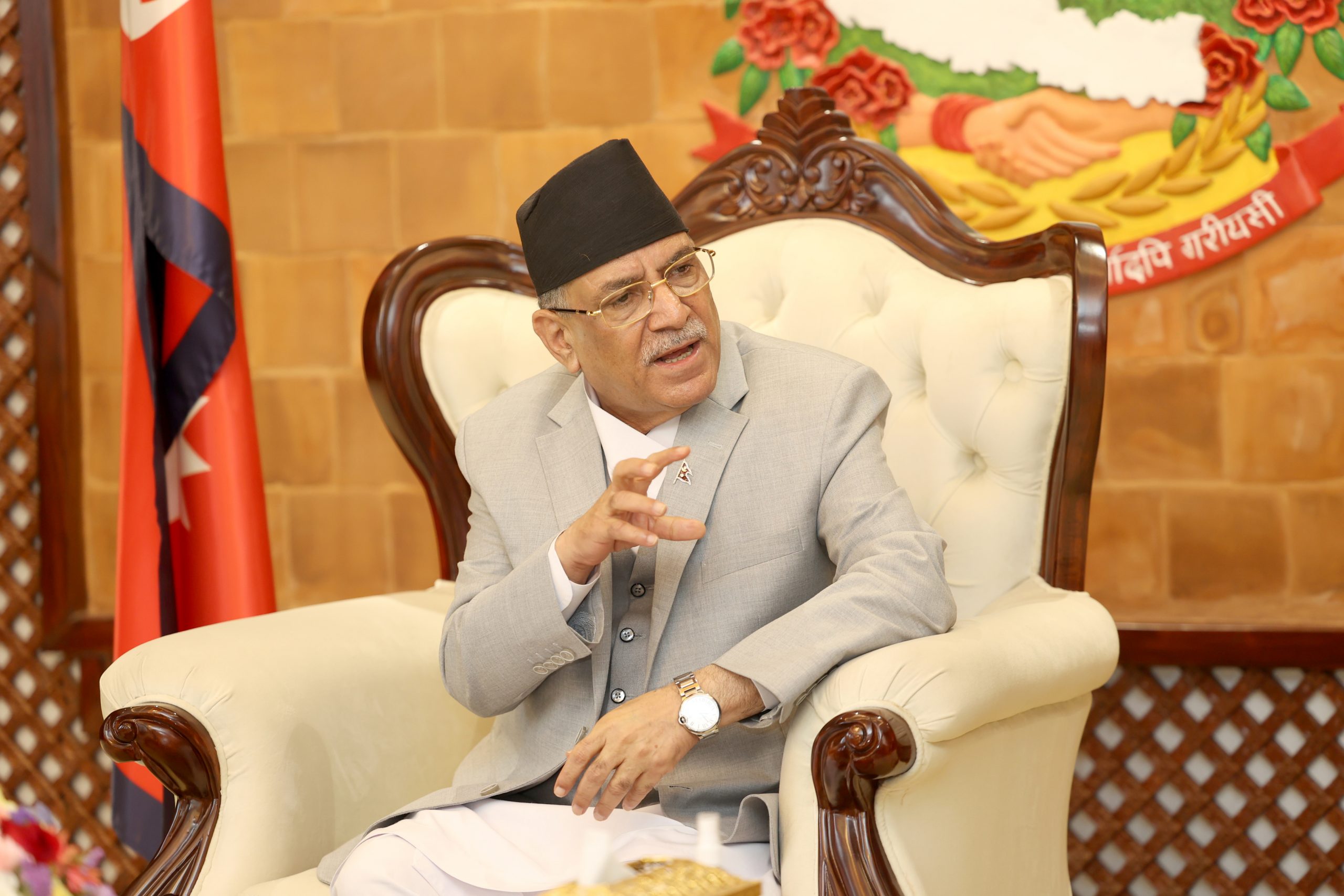 प्रधानमन्त्री प्रचण्ड बालुवाटारमा