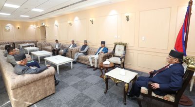 प्रधानमन्त्री प्रचण्ड, केपी ओली र शेरबहादुर देउवा सिंहदरवार