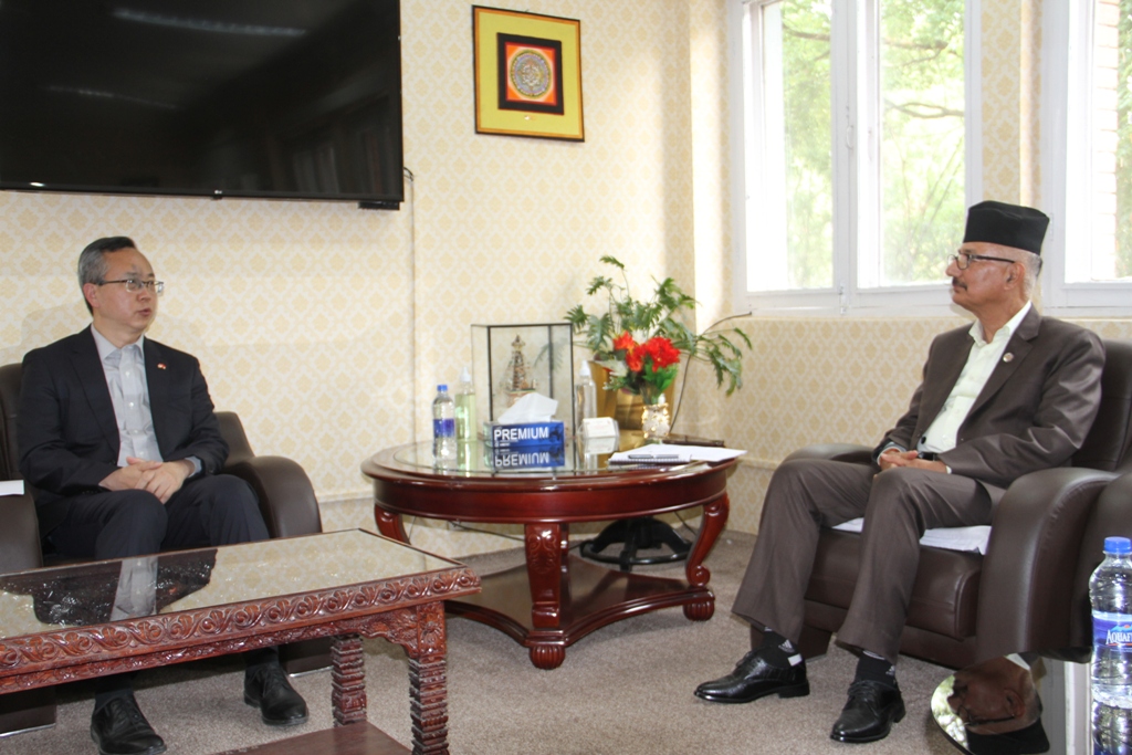 रमेश रिजाल र चेन सङ्