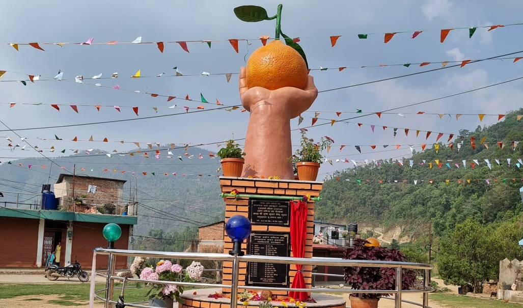गोरखाको मनकामनामा बनाइयो सुन्तलाको प्रतिमा