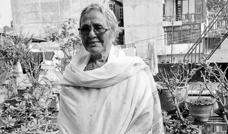 मीना पाण्डे