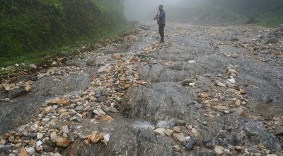 पहिराले उत्तर–दक्षिण कोशी राजमार्ग अवरुद्ध
