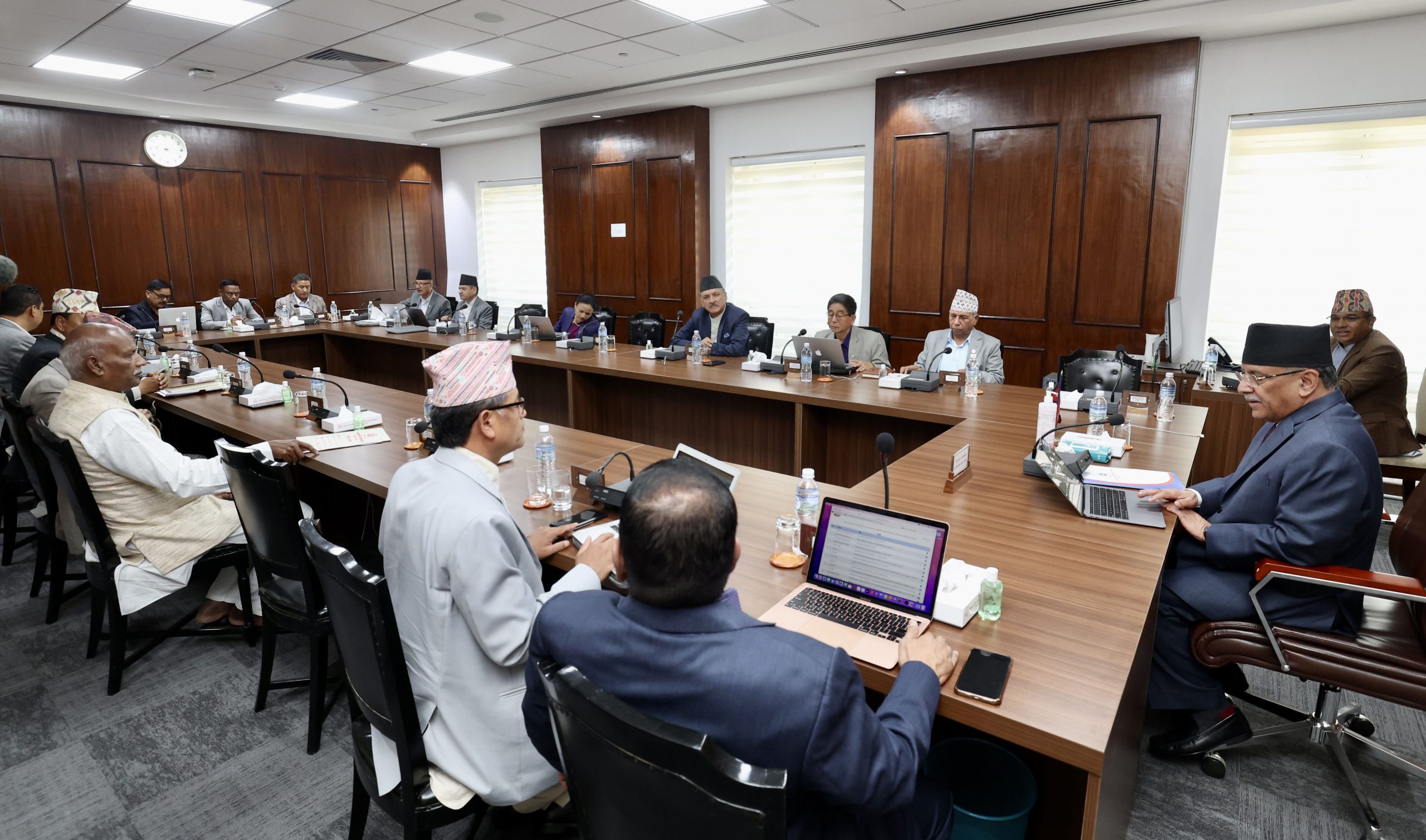 मन्त्रिपरिषद्को बैठक